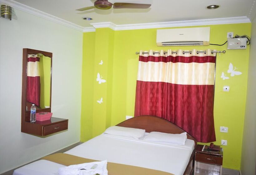 فندق Golden Sun Inn