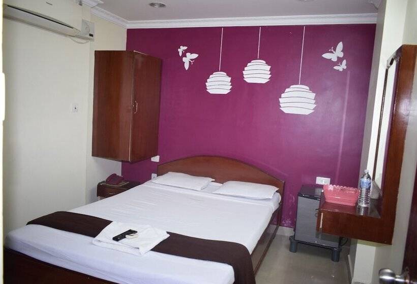 فندق Golden Sun Inn