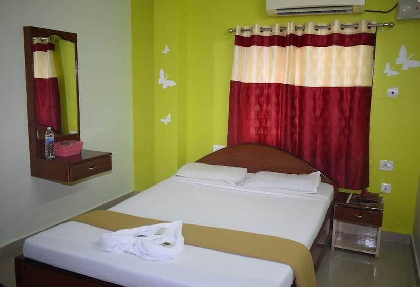 فندق Golden Sun Inn