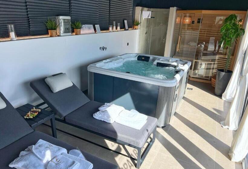 ペンション 16 Lakes Guesthouse