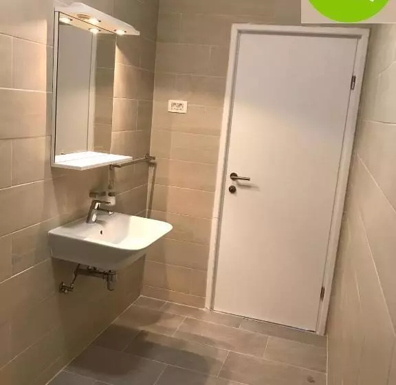 Majatalo 16 Lakes Guesthouse