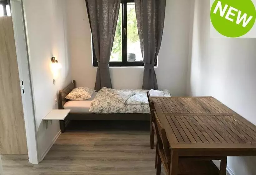 Majatalo 16 Lakes Guesthouse