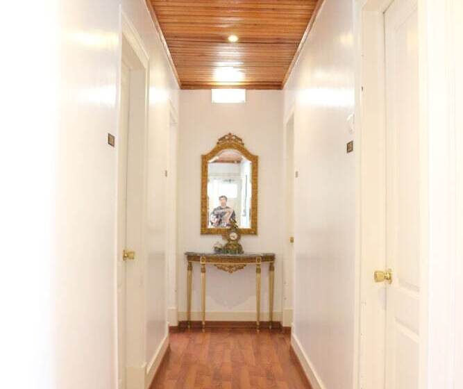 Пансион Casa Londres