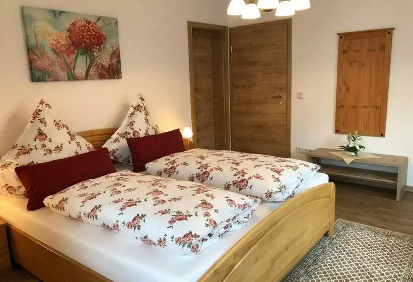 Majatalo Gästehaus Mack