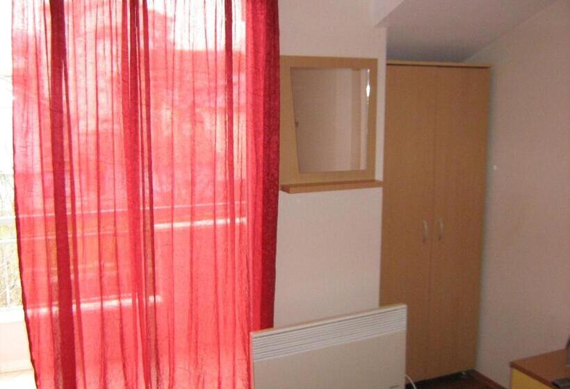 پانسیون Mitko S Guest House