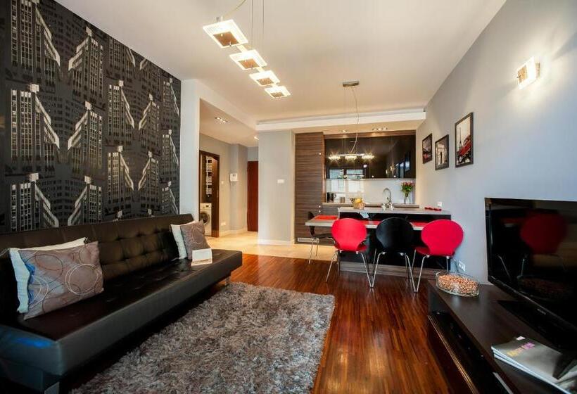 Platinum Towers E Apartments