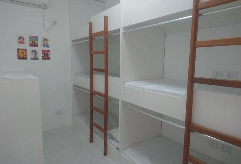 הוסטל Galinha D'angola