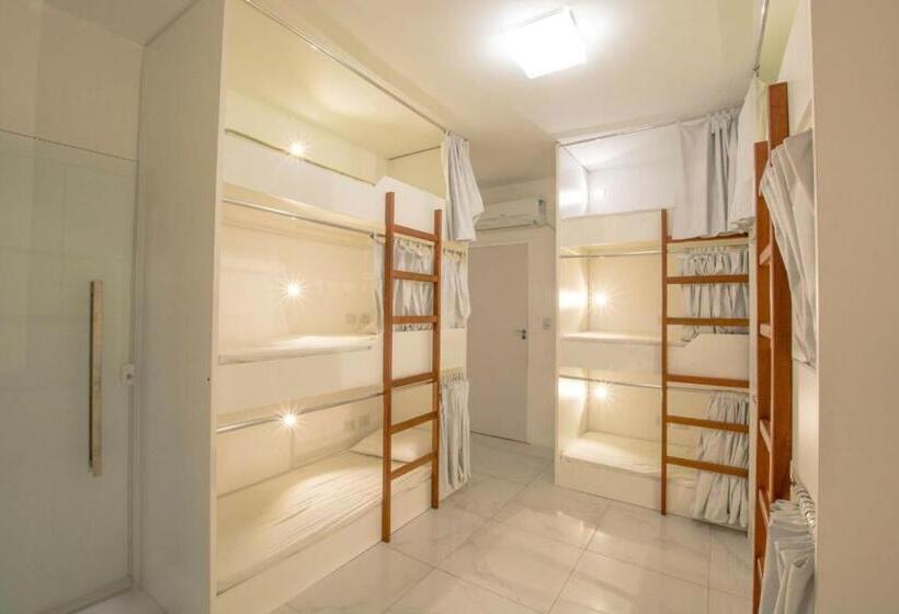 הוסטל Galinha D'angola