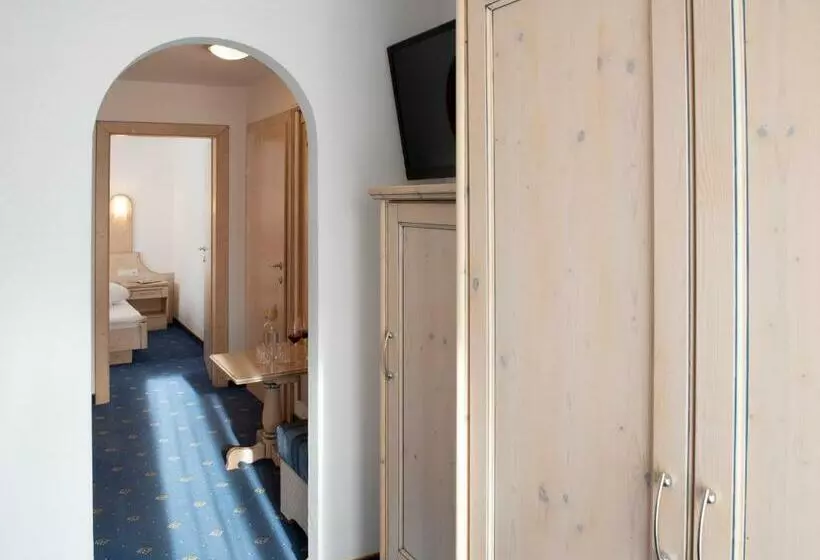 ベッドアンドブレックファースト Glanzer Homes Hochsölden