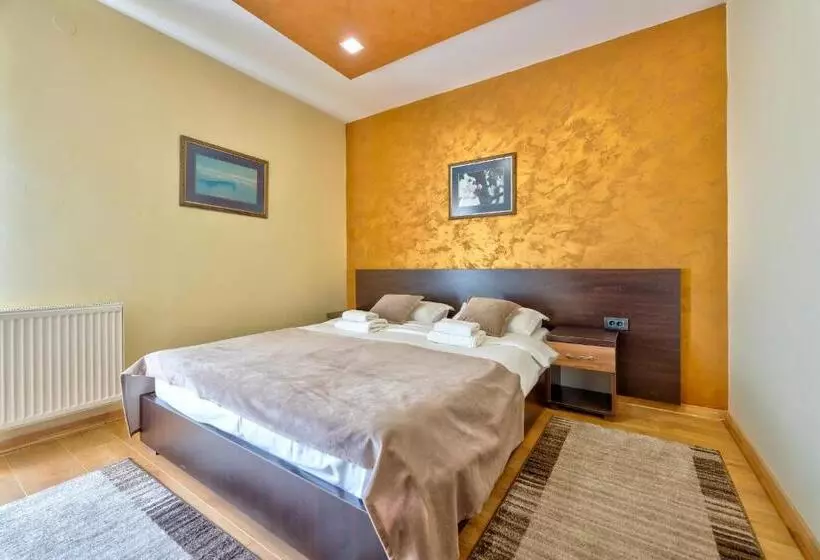 تختخواب و صبحانه Vila Monix Club Zlatibor