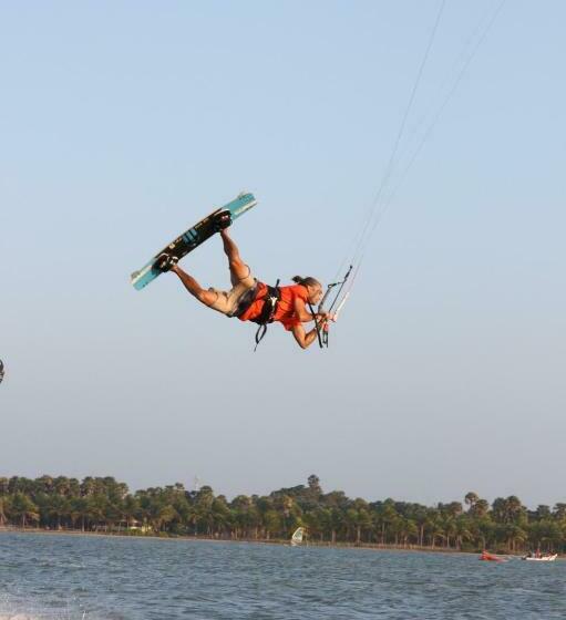 De Silva Palm Resort