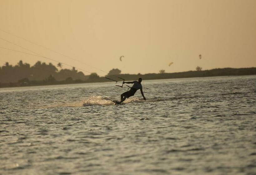 De Silva Palm Resort