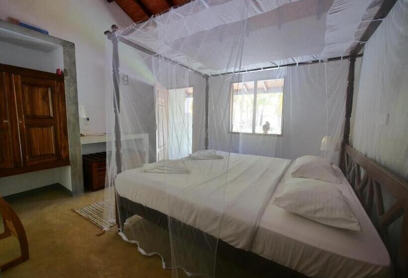 De Silva Palm Resort