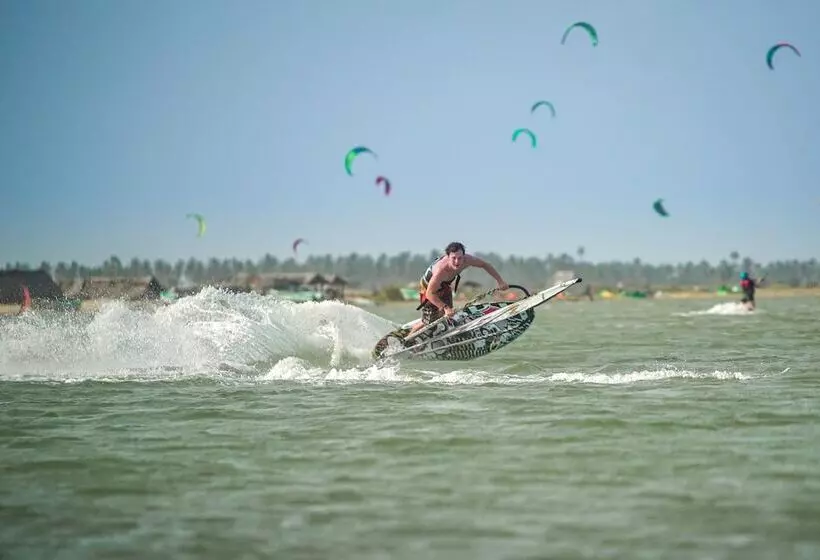 De Silva Palm Resort