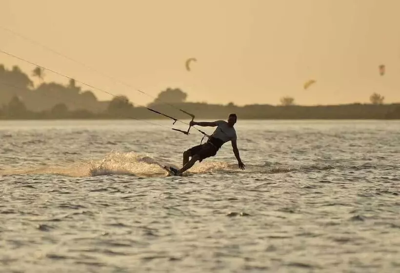 De Silva Palm Resort