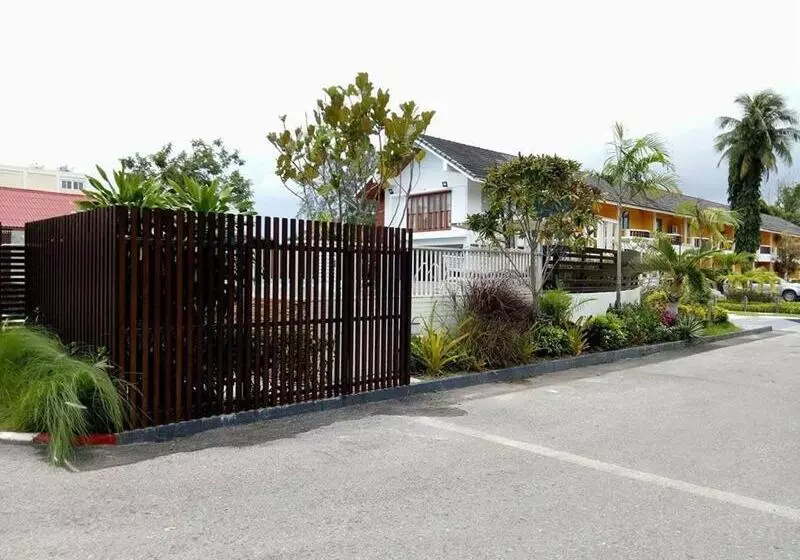 Hotelli Bangsaphan Resort