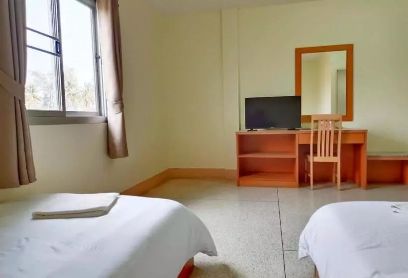 Hotelli Bangsaphan Resort