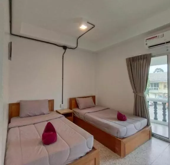 Hotelli Bangsaphan Resort