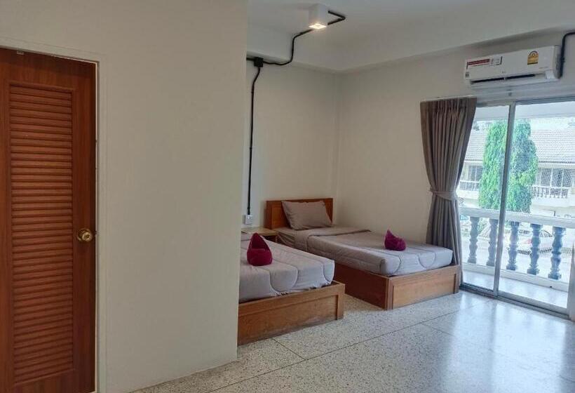 בית מלון כפרי Bangsaphan Resort