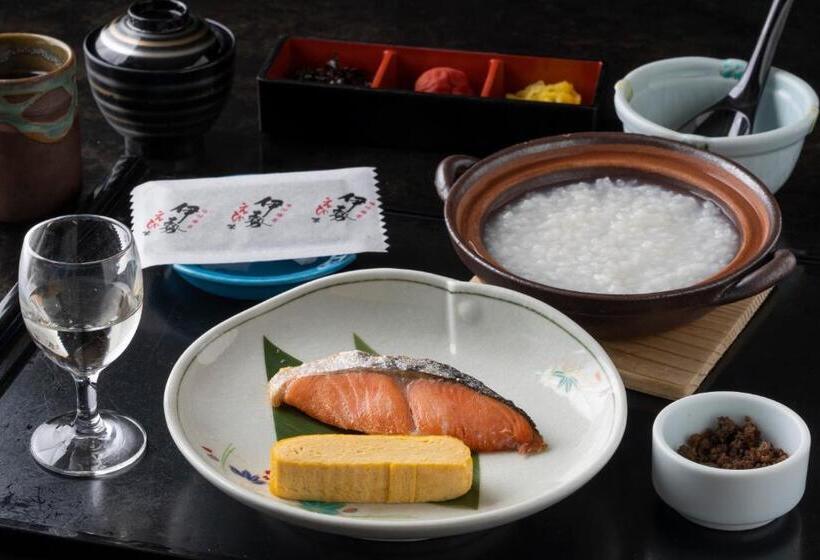 בית מלון כפרי Ise City