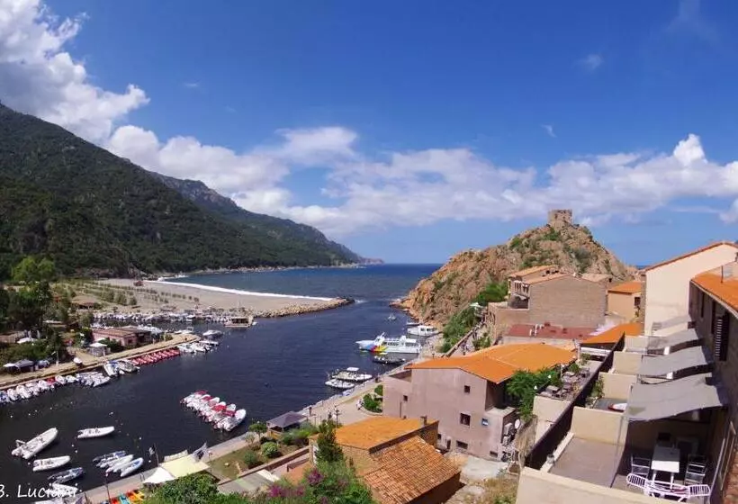 Hotelli Le Méditerranée