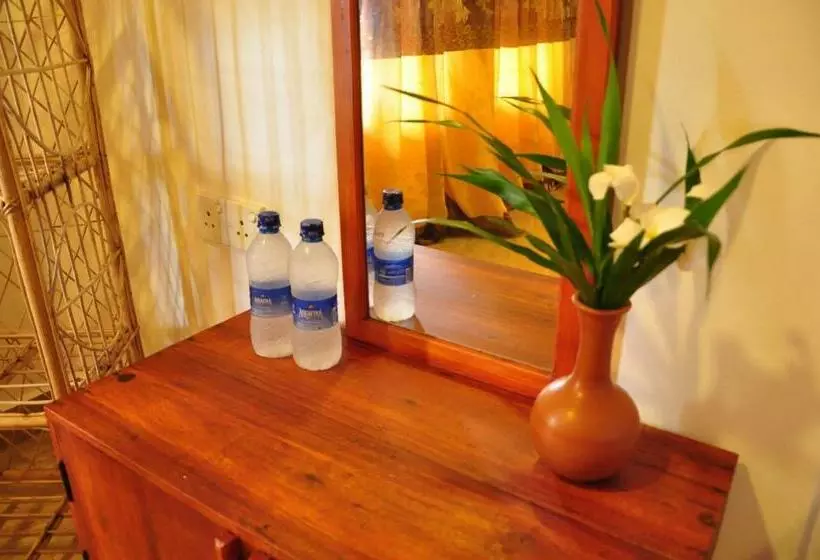 هتل Mama S Place Mirissa