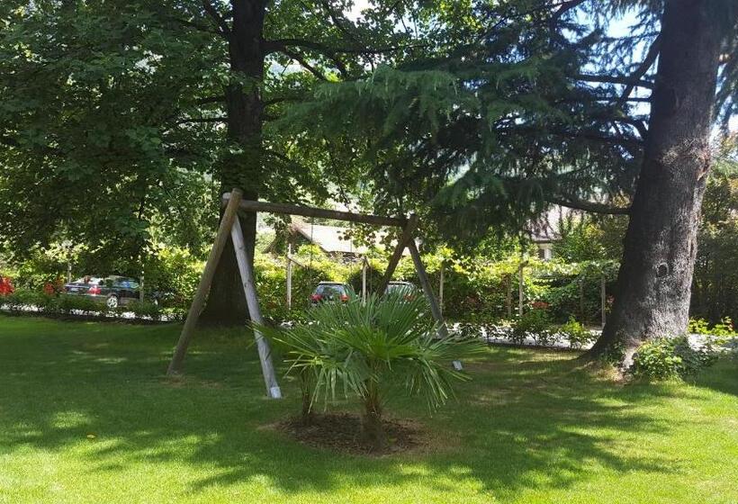 ホテル Pension Morenfeld