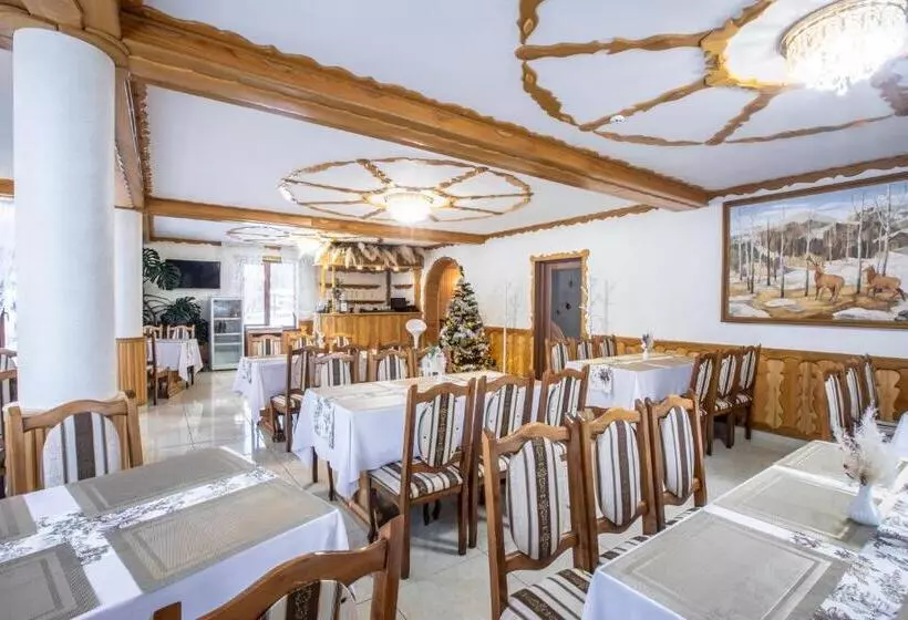 Hotelli Sadyba U Halyny