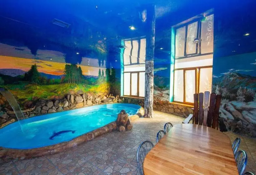 Hotelli Sadyba U Halyny