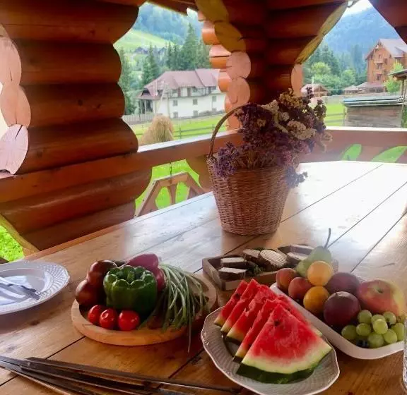 Hotelli Sadyba U Halyny