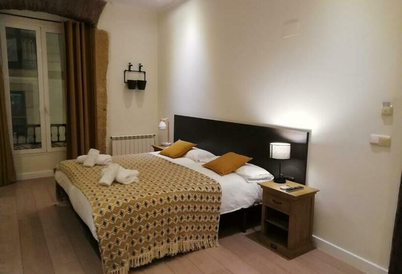 بنسيون Don Cecilio Guesthouse