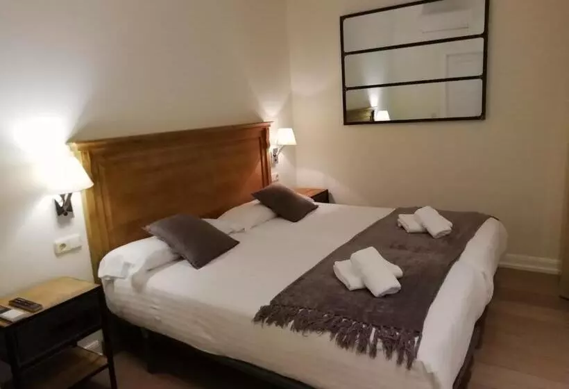 پانسیون Don Cecilio Guesthouse