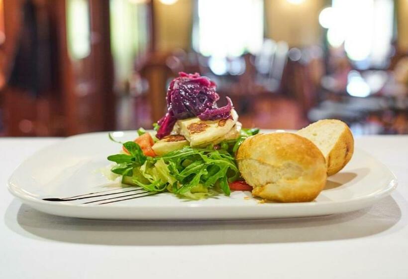 Pension Restaurant Bobrovník