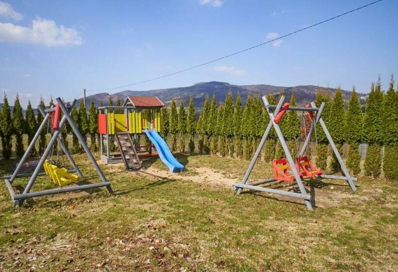 Pension Restaurant Bobrovník