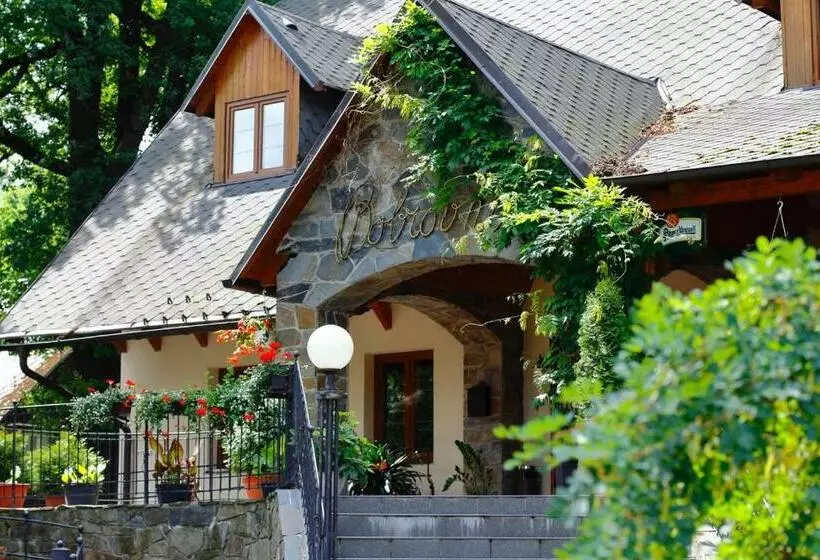 Pension Restaurant Bobrovník