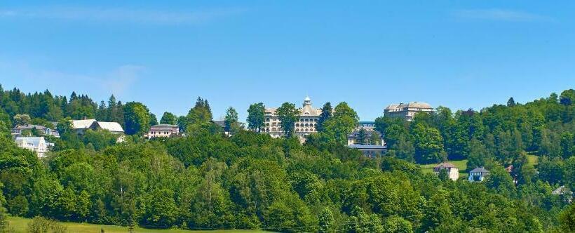 Pension Restaurant Bobrovník