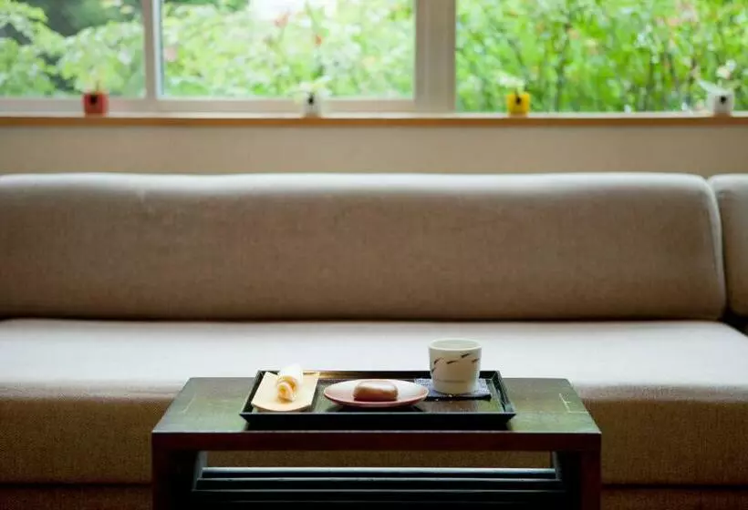 Ryokan Kusatsu Hotel Bekkan Wata No Yu