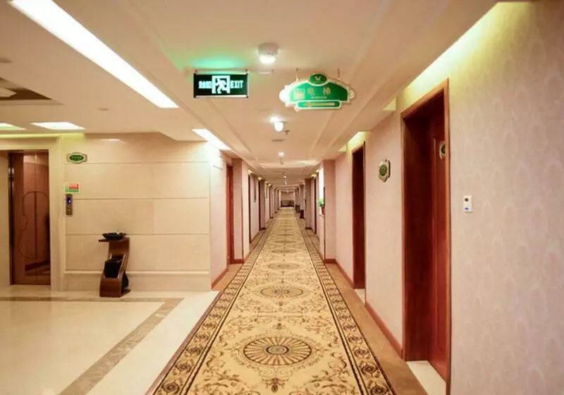 Vienna Hotel Xinjiang Yining Shanghai City