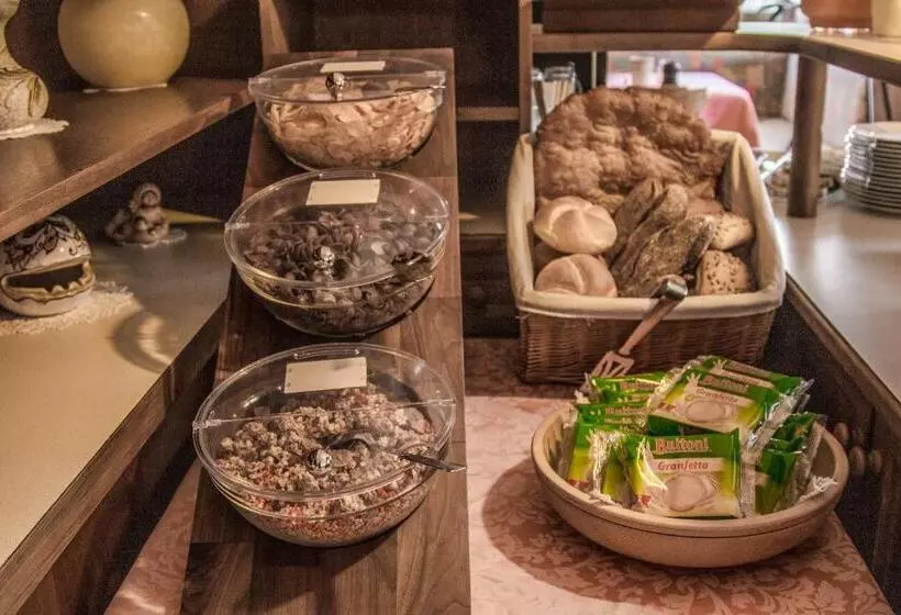 Aamiaismajoitus (B&B) Garni Baita