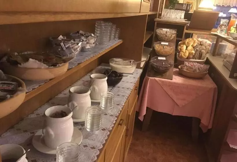 Aamiaismajoitus (B&B) Garni Baita