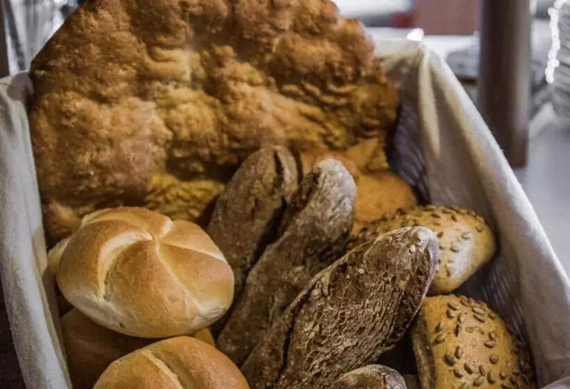 Aamiaismajoitus (B&B) Garni Baita