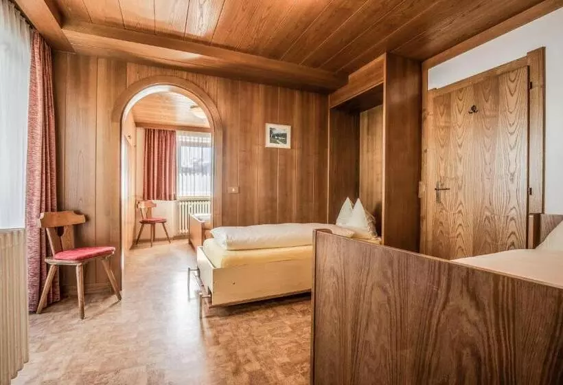 Aamiaismajoitus (B&B) Garni Baita