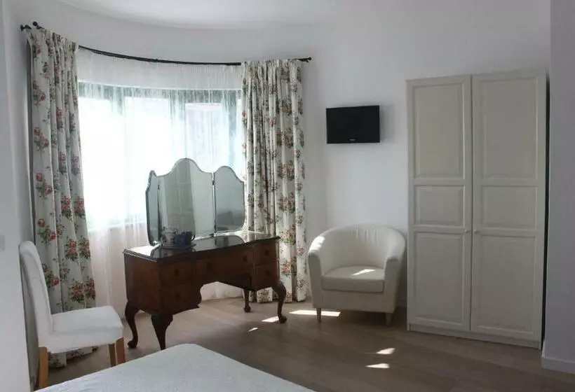 ベッドアンドブレックファースト La Fonda