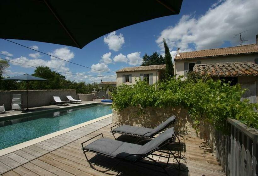 تختخواب و صبحانه Mas Des Tourterelles