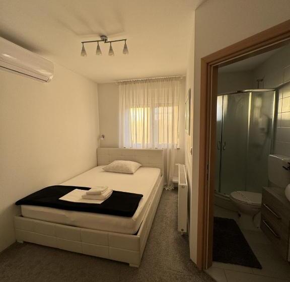 민박 Pansion Komfor Fitea