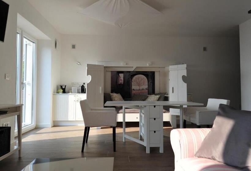 مبيت وإفطار Zeno Suites