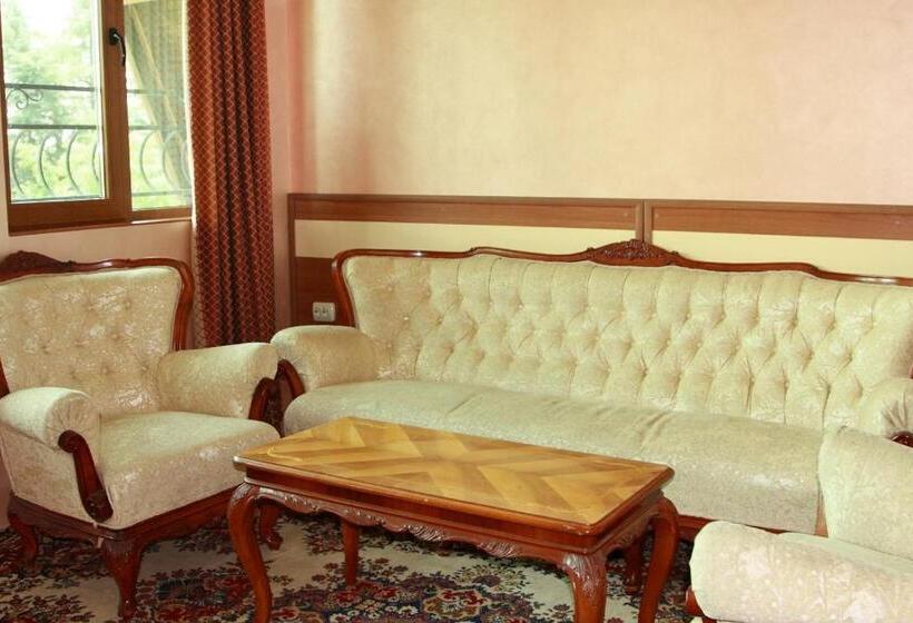 Family Hotel Residence