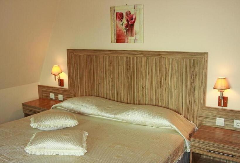 Family Hotel Residence