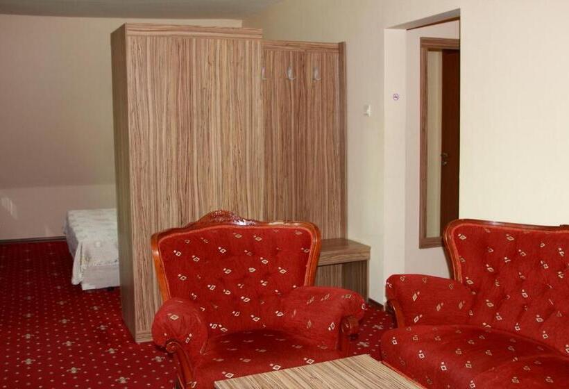 Family Hotel Residence