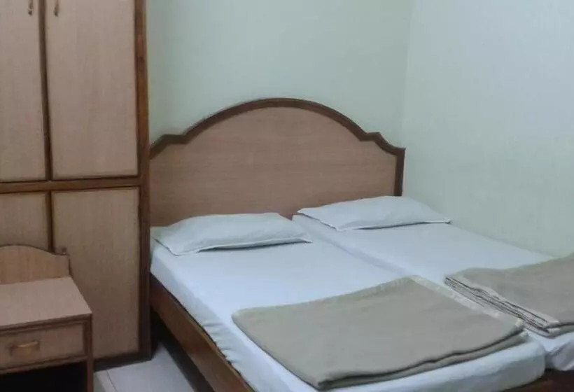 Hotelli Agarala Residency